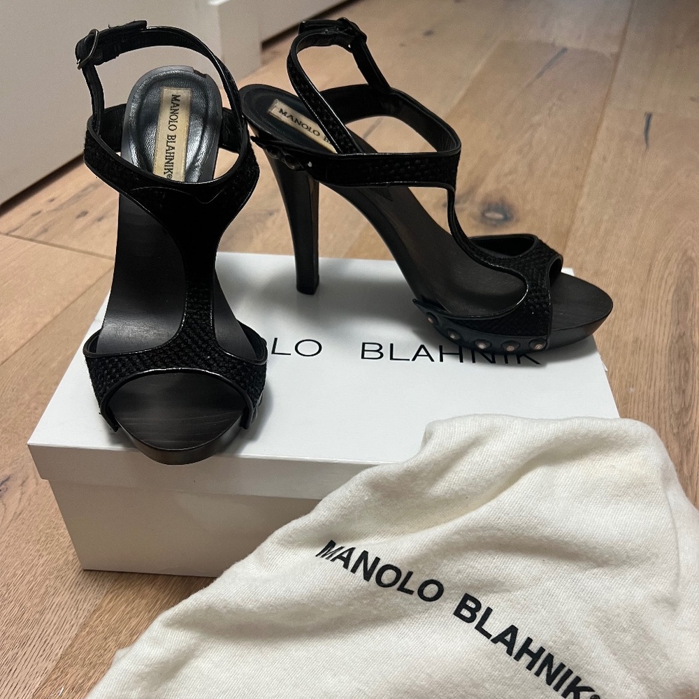Manolo Blahnik heels 37